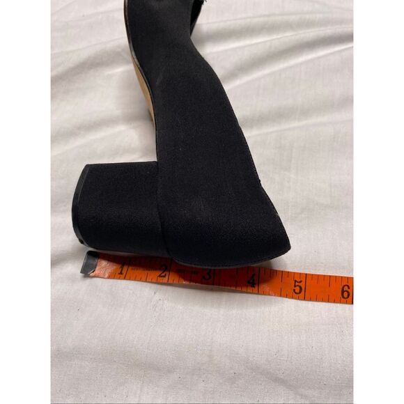 Bandolino Ivory Strappy Heels 9.5M Faux Leather Open Toe Sandals Bridal Prom - Picture 10 of 11